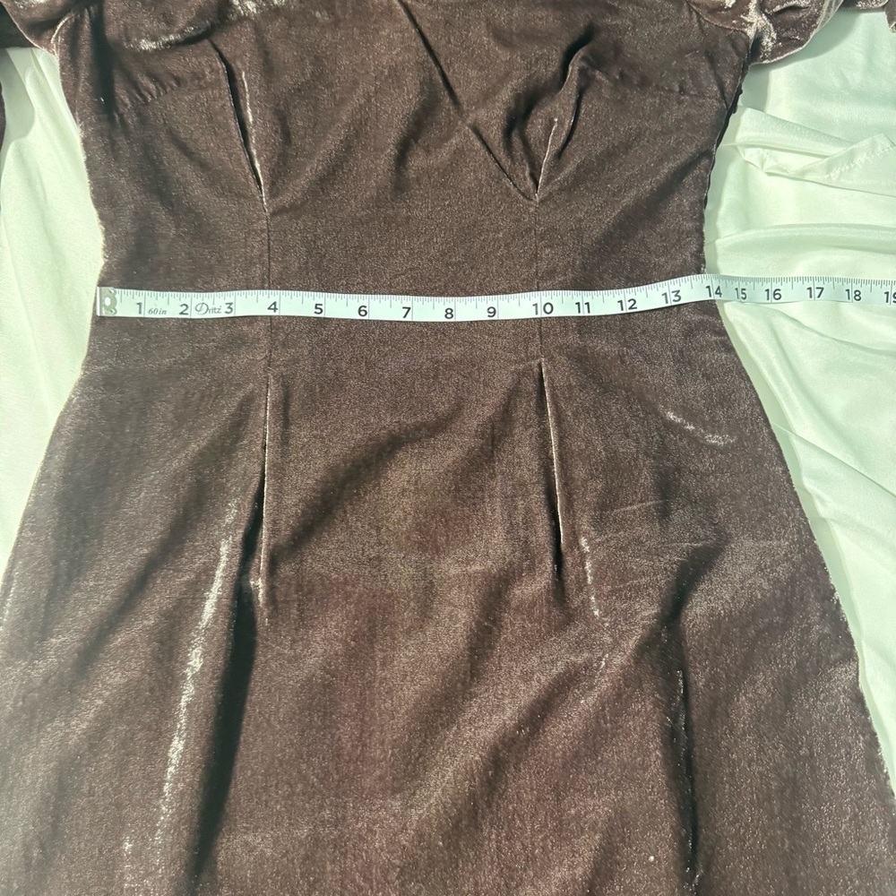 Banana Republic x Olivia Palermo Velvet Dress |Size 4P Romantic Vintage-Inspired - Picture 11 of 13